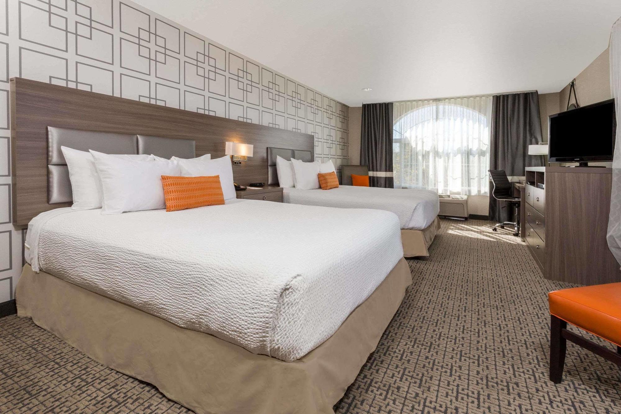 Hawthorn Suites By Wyndham Livermore Esterno foto