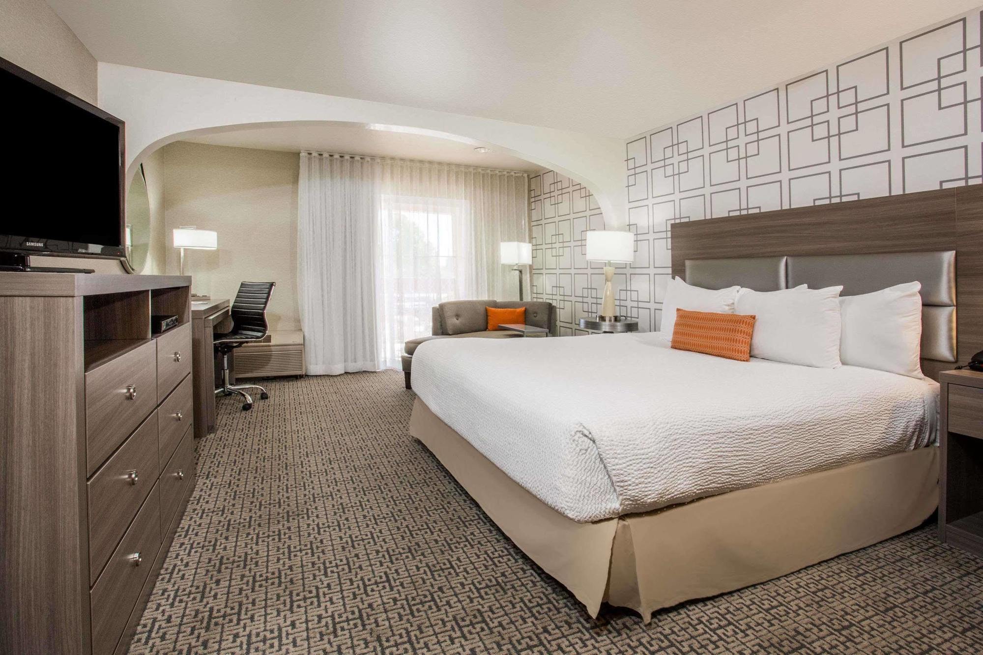 Hawthorn Suites By Wyndham Livermore Esterno foto